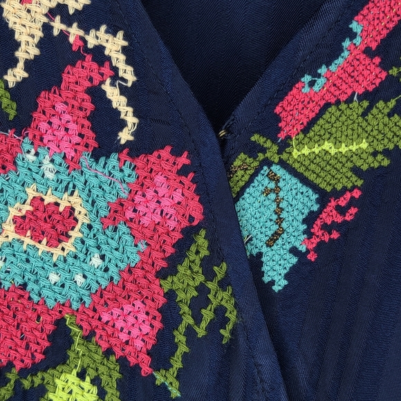 Anthropologie Embroidered Surplice Tunic Blouse OB1397700 Small NWT - Picture 4 of 10